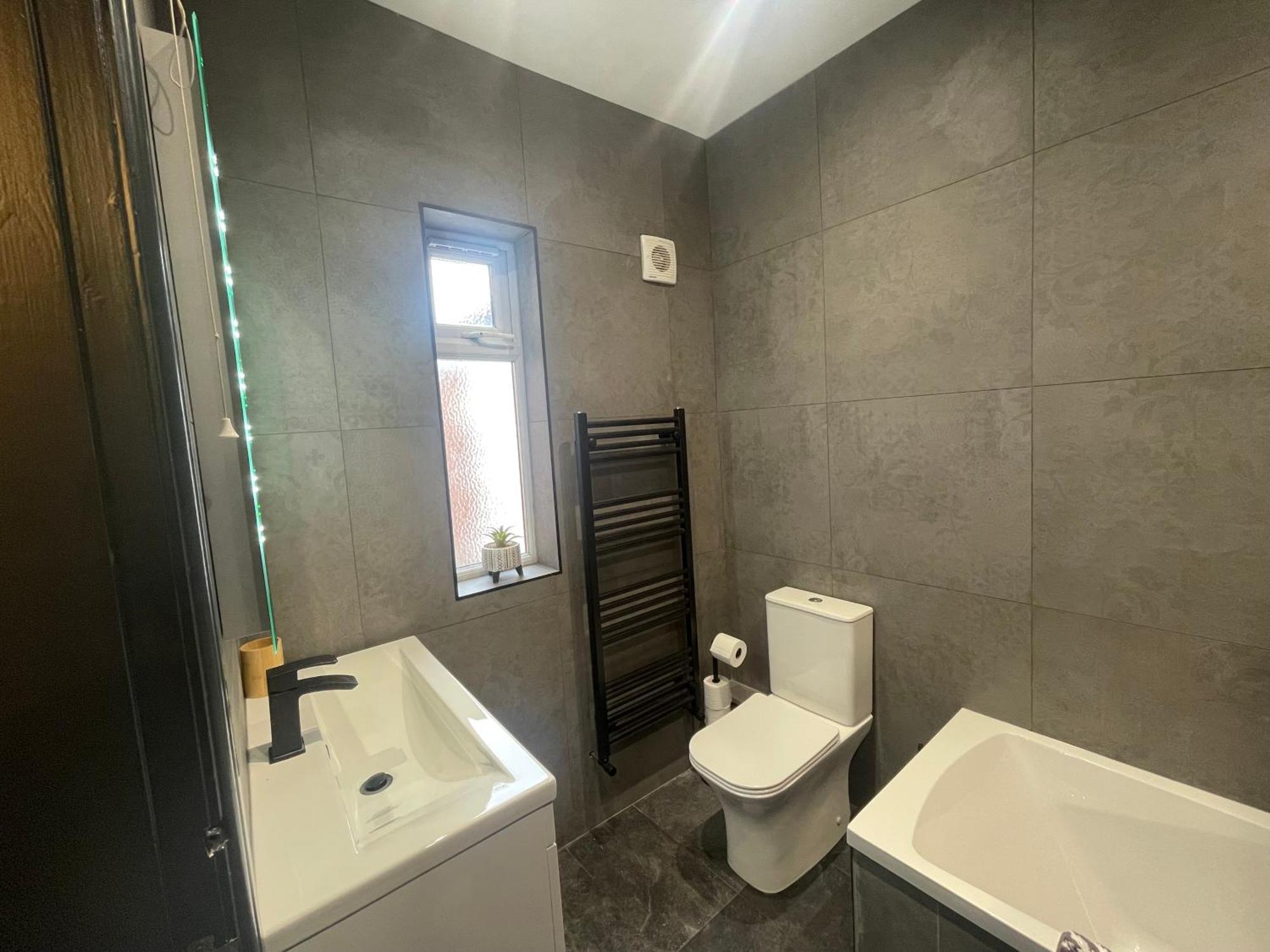 Smart Tidy Home Close To Chester City Centre Luaran gambar